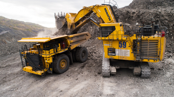 За 5 месяцев горняки предприятий «Стройсервиса» добыли 4,9 млн тонн угля и выпустили свыше 333 тыс. тонн кокса