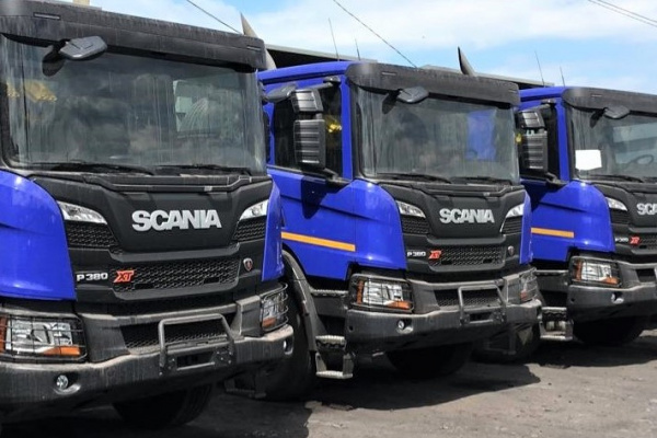 4 новых самосвала Scania поступили на «Шахту №12»