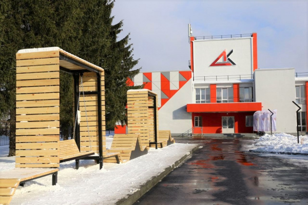 Более 10 млн рублей на благоустройство Дома культуры в Кемеровском районе направила компания АО «Стройсервис»