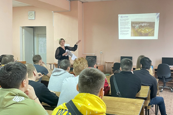 Специалисты «Белтранса» провели профориентацию для беловских студентов