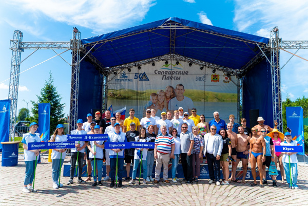 Более 200 пловцов со всей Сибири боролись за призы АО «Стройсервис»