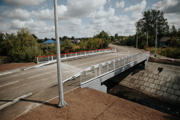 Окончание строительства моста отпраздновали в прокопьевском поселке Спиченково