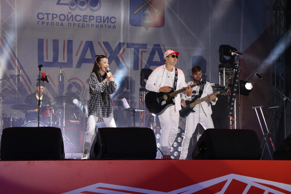 В Киселевске прошел концерт, организованный компанией «Стройсервис»