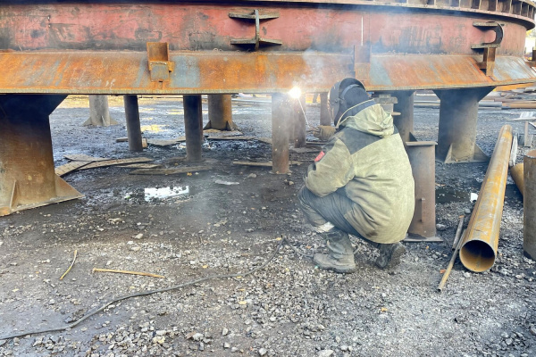 Специалисты «Белтранса» отремонтировали опорную раму экскаватора разреза «Березовский»