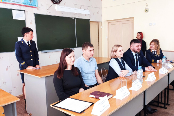 «Шахта №12» и КузГТУ провели урок профориентации для прокопьевских школьников