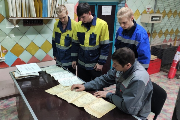 Студенты беловского техникума проходят практику в БПЖТ