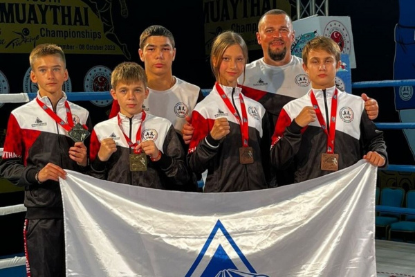 Выступающие при поддержке «Стройсервиса» юные кузбасские тайбоксеры завоевали медали на первенстве мира в Турции