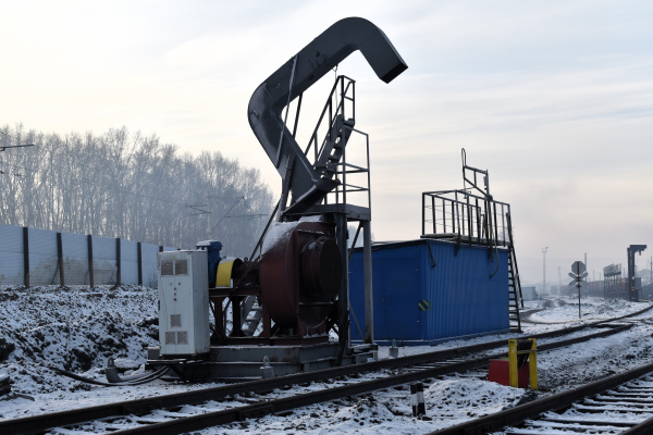 Установку против снега и смерзания угля в вагонах запустили в работу на разрезе «Шестаки»