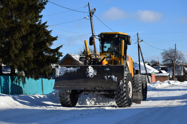 Этой зимой разрез «Березовский» убирает снег на 50 километрах дорог юга Кузбасса