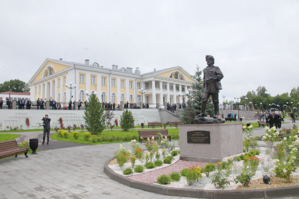 Филиал Государственной филармонии Кузбасса открылся в ДК Салаира, который поддерживают угольщики «Стройсервиса»