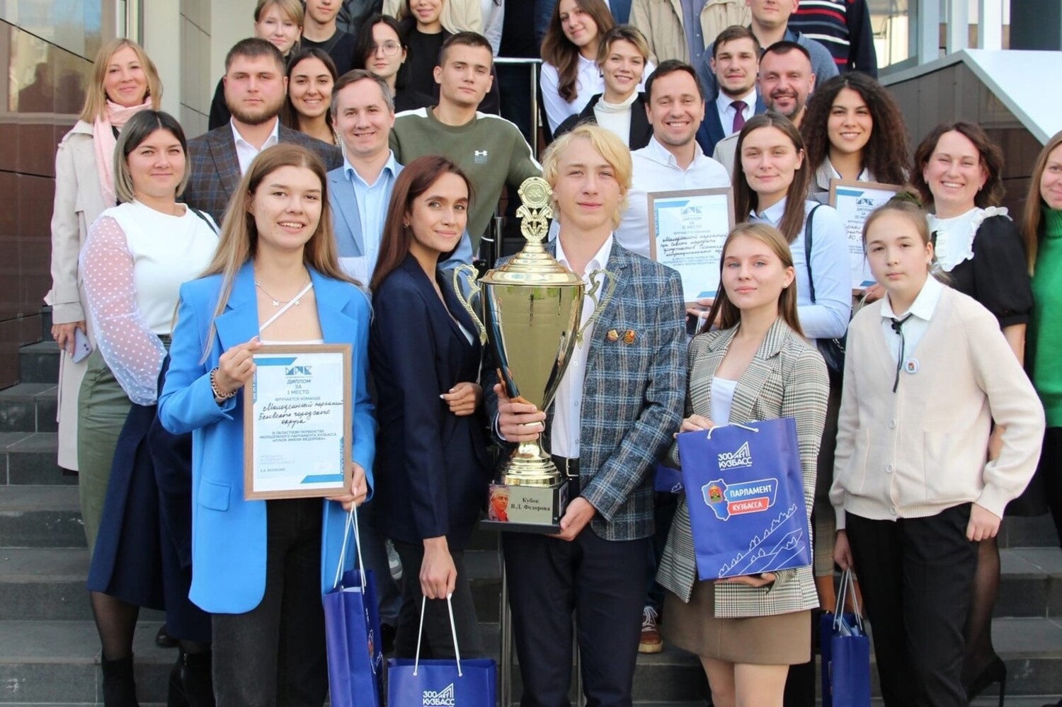 Команда «Стройсервиса» стала призером областного первенства по молодежному парламентаризму