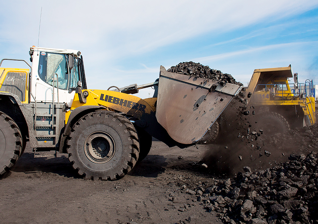 За 5 месяцев горняки предприятий Стройсервиса добыли 4,9 млн тонн угля и выпустили свыше 333 тыс. тонн кокса. Стройсервис