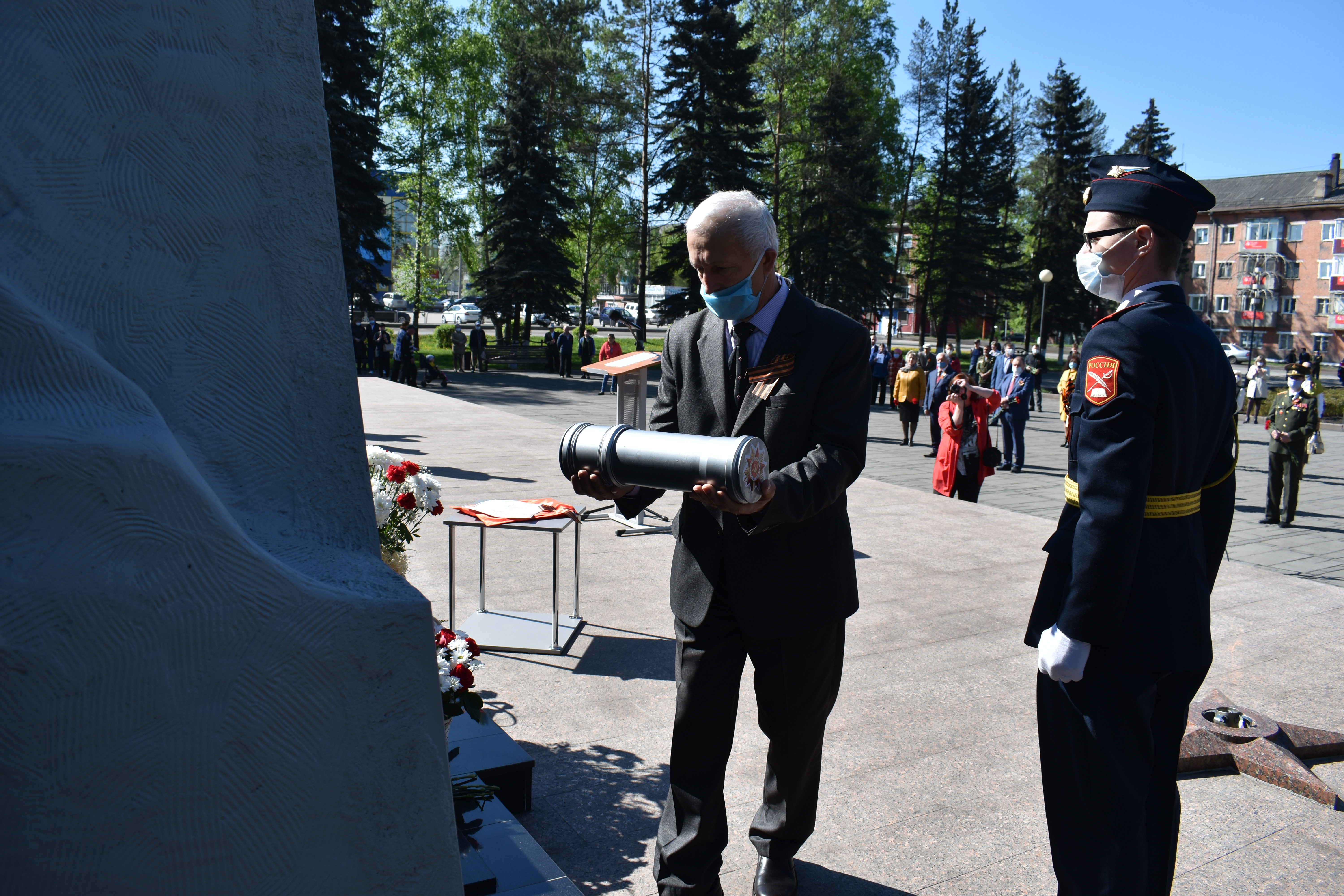 В Киселевске прошло торжественное открытие мемориала Мужеству посвящается. Стройсервис
