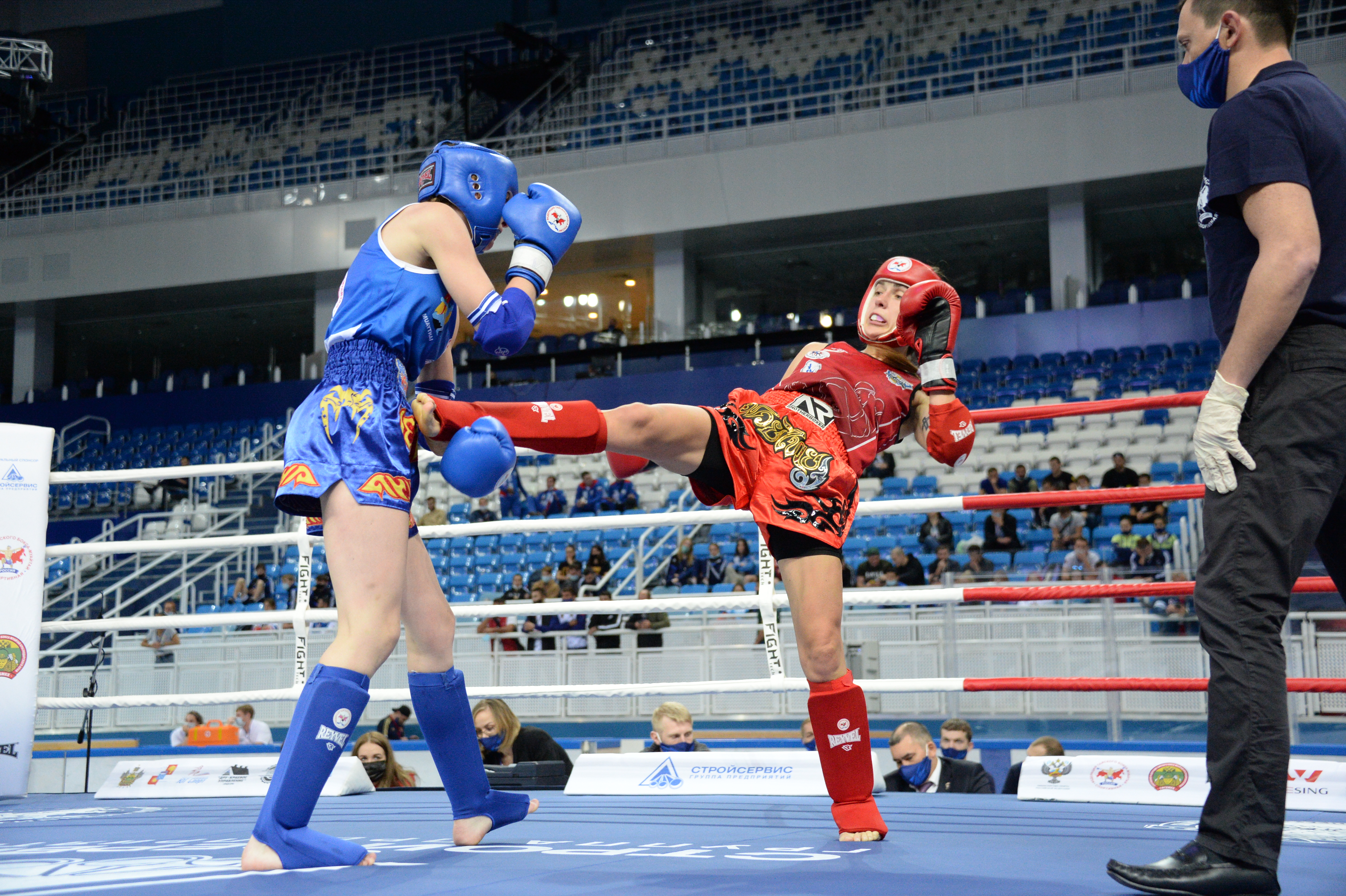 Кузбасские бойцы стали победителями 25-го чемпионата России по тайскому боксу. Стройсервис