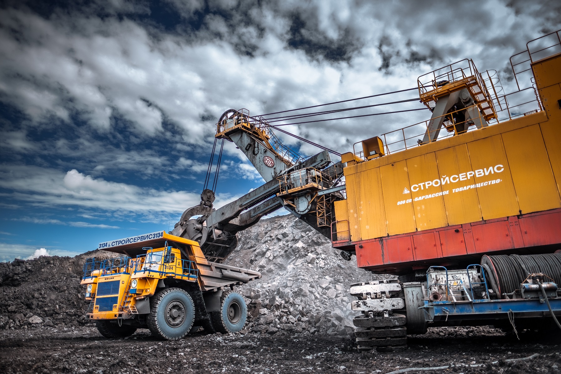 На предприятиях АО «Стройсервис» с начала года добыто 3,84 млн тонн угля и произведено 229 тыс тонн кокса