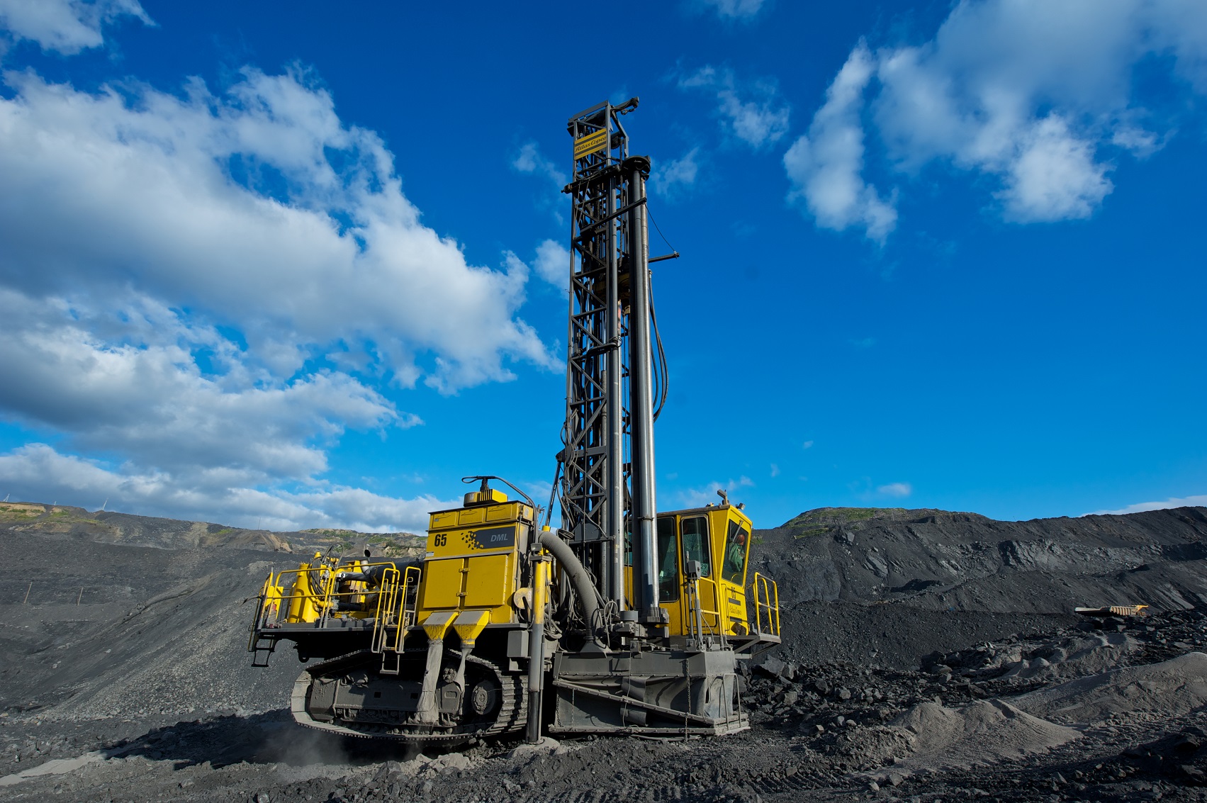 На предприятиях АО «Стройсервис» с начала года добыто 5,2 млн тонн угля