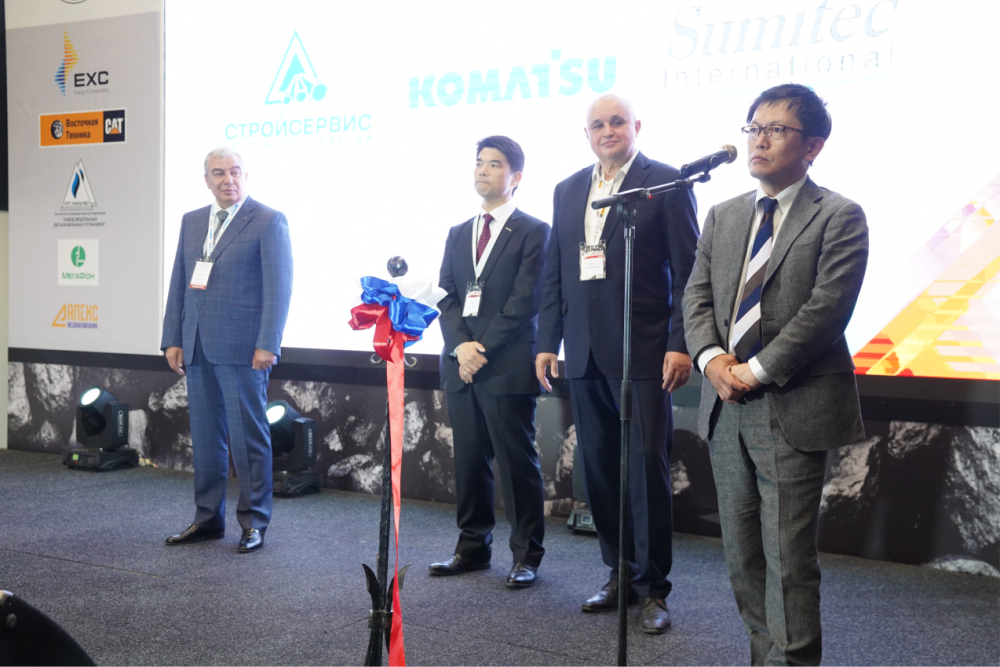 Компания АО Стройсервис закупит более 130 единиц техники Komatsu на сумму около 140 млн долларов. Стройсервис