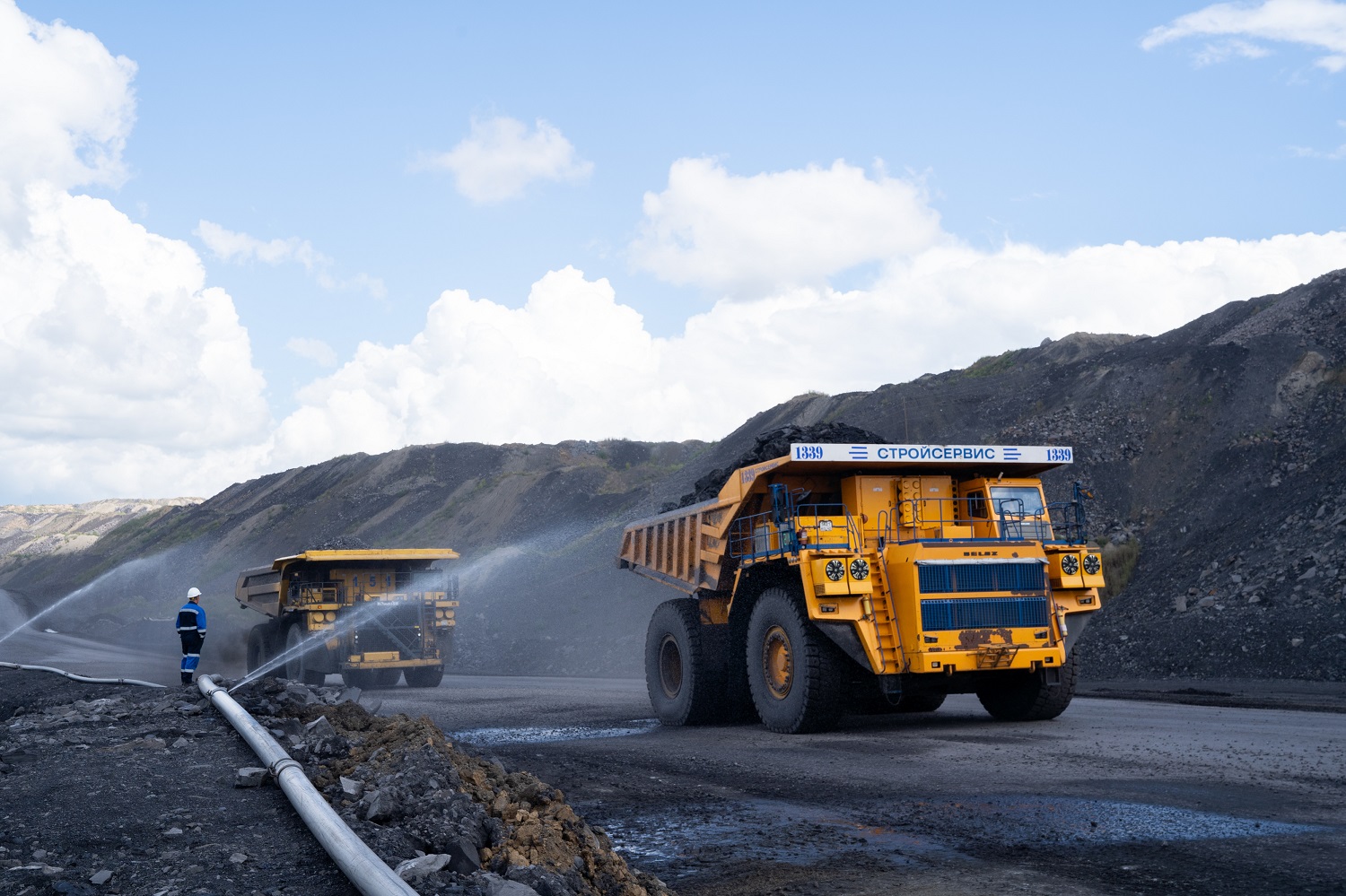 5,58 млн тонн угля добыли с начала 2022 года горняки АО Стройсервис. Стройсервис
