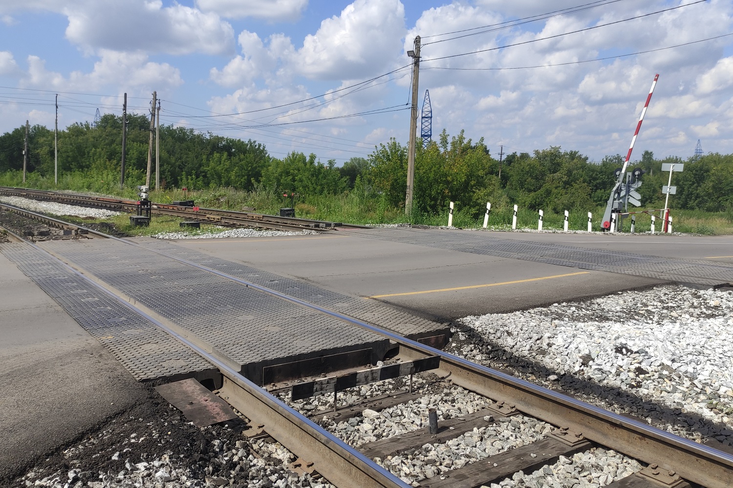 Инженеры БПЖТ завершили ремонт железнодорожных переездов на двух участках. Стройсервис