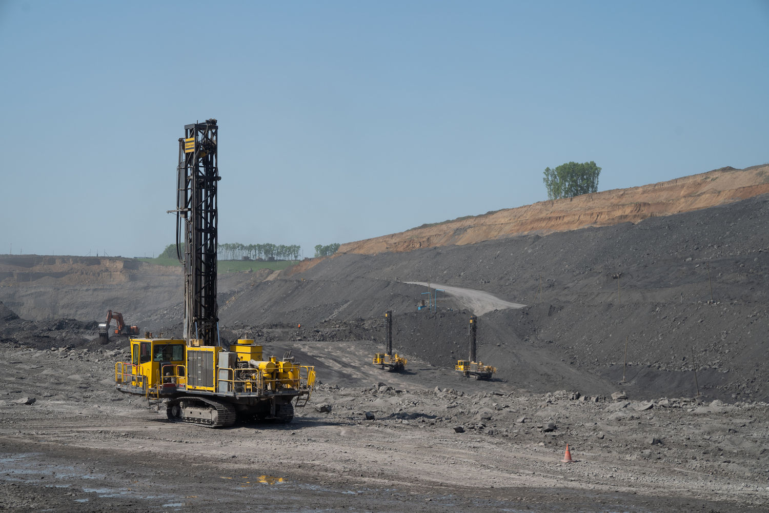 Почти 10 млн тонн угля отгружено потребителям с начала 2022 года компанией АО Стройсервис. Стройсервис