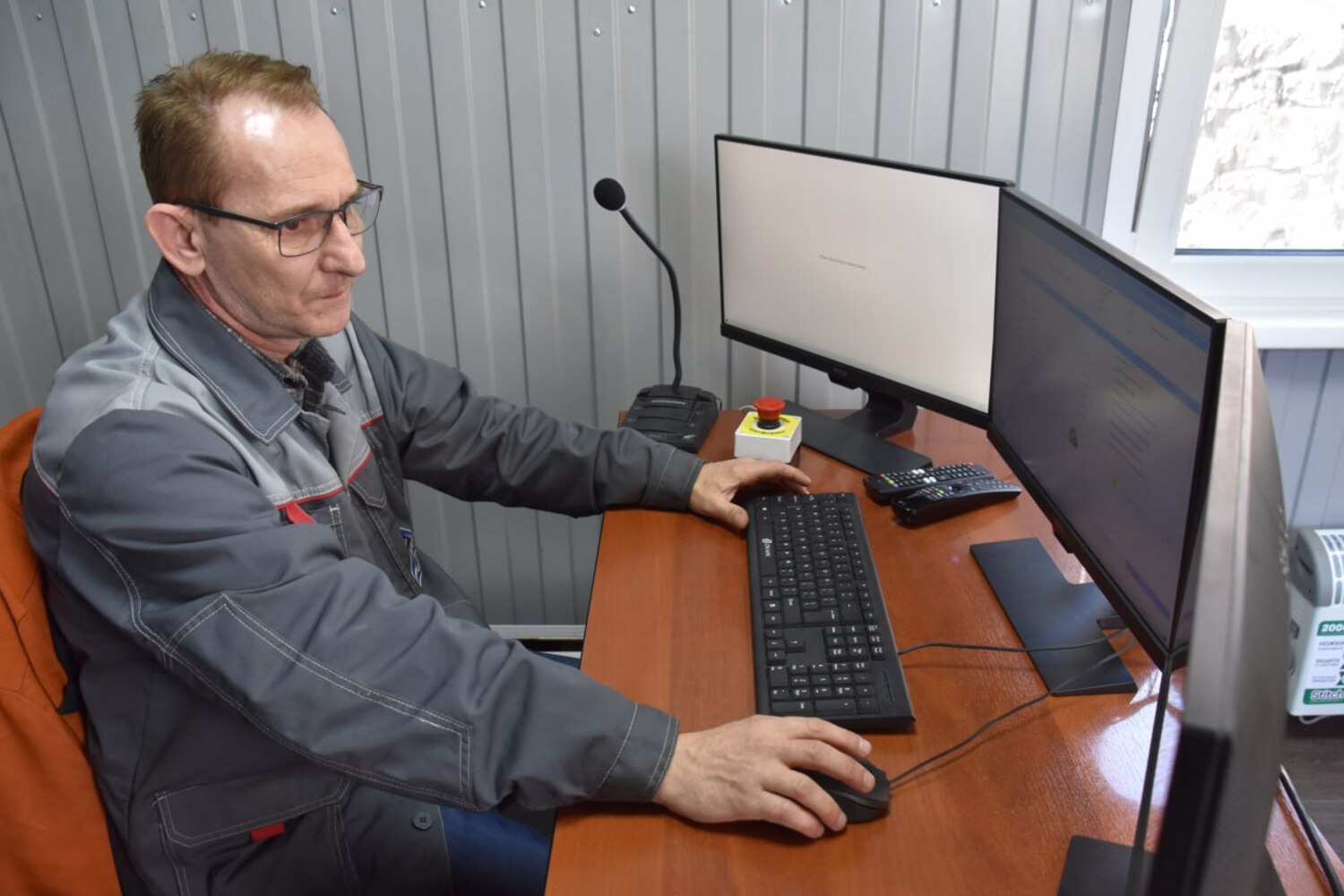 Виртуальный тренажер готовит белазистов к работе в учебном центре разреза Шестаки. Стройсервис